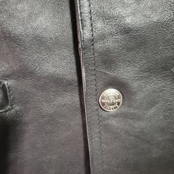Wilsons Leather Men's M Medium Black Leather Biker Motorcycle Vest Snap Closure - Picture 8 of 11